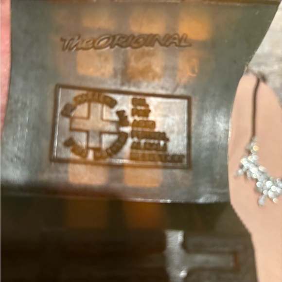 Doc Martens - Picture 11 of 16